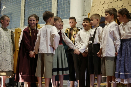 Ko v naši dolini zadiši  (4)